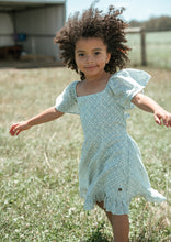 Load image into Gallery viewer, Field Dress