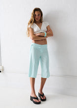 Load image into Gallery viewer, Ruby Capri Pants