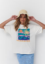 Load image into Gallery viewer, Throwback Tee