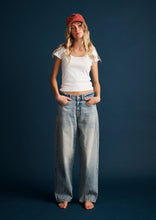 Load image into Gallery viewer, Bonnie Barrel Jeans