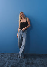 Load image into Gallery viewer, Brooklyn Jeans