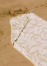 Load image into Gallery viewer, Beach Towel