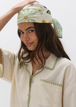 Load image into Gallery viewer, Jumbo Headscarf