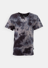 Load image into Gallery viewer, Basic Regular Tee