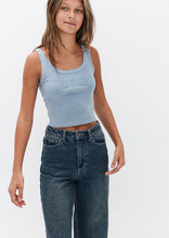 Load image into Gallery viewer, Tight Singlet
