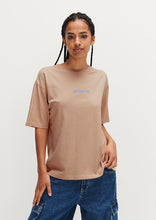 Load image into Gallery viewer, Billie Tee