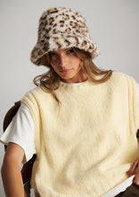 Load image into Gallery viewer, Leo Bucket Hat
