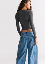Load image into Gallery viewer, Classic Long Sleeve