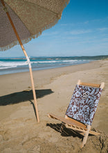 Load image into Gallery viewer, Wooden Beach Chair