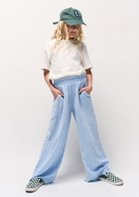 Load image into Gallery viewer, Billie Tee