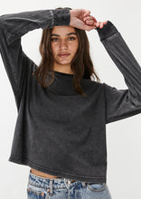 Load image into Gallery viewer, Basic Brittney Long Sleeve
