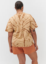 Load image into Gallery viewer, Throwback Tee