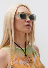 Load image into Gallery viewer, Abbey Sunglasses