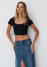 Load image into Gallery viewer, Ripple Short Sleeve