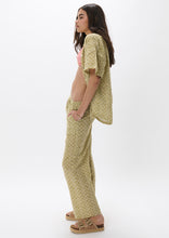Load image into Gallery viewer, Breeze Pants