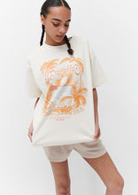 Load image into Gallery viewer, Throwback Tee