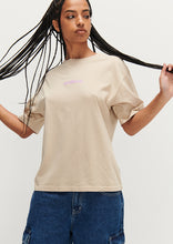 Load image into Gallery viewer, Billie Tee