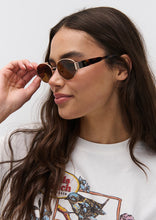 Load image into Gallery viewer, Hazel Sunglasses