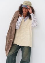 Load image into Gallery viewer, Sunday Vest