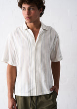 Load image into Gallery viewer, Ray Short Sleeve Shirt