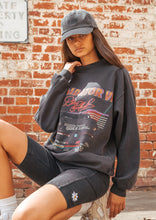 Load image into Gallery viewer, North Crew