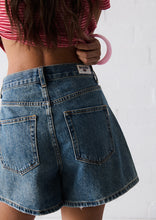 Load image into Gallery viewer, Quincy Denim Shorts