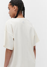 Load image into Gallery viewer, Throwback Tee
