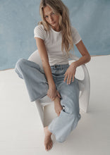 Load image into Gallery viewer, Baggy Low Rise Jeans