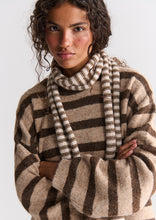 Load image into Gallery viewer, Geri Knit Scarf