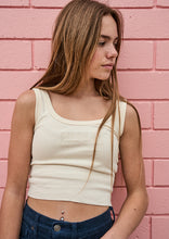 Load image into Gallery viewer, Tight Singlet