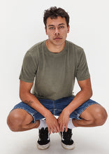 Load image into Gallery viewer, Basic Vintage Tee
