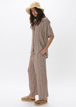 Load image into Gallery viewer, Breeze Pants