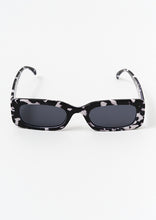 Load image into Gallery viewer, Becky Sunglasses