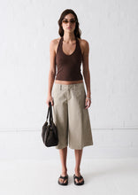 Load image into Gallery viewer, Camryn 3/4 Pants