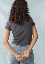 Load image into Gallery viewer, Quinn Tee