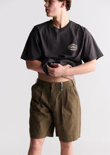 Load image into Gallery viewer, Pleated Herringbone Shorts