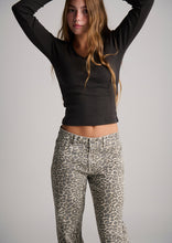 Load image into Gallery viewer, Savannah Jeans