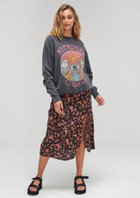 Load image into Gallery viewer, Oversized Crew