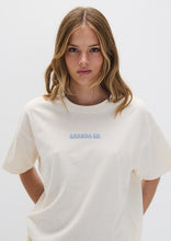 Load image into Gallery viewer, Throwback Tee