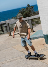 Load image into Gallery viewer, Vintage Tee