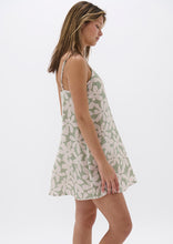 Load image into Gallery viewer, Swing Dress