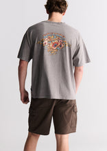 Load image into Gallery viewer, Chopped Maui Tee