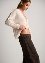 Load image into Gallery viewer, Billie Barrel Jeans