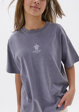Load image into Gallery viewer, Throwback Tee
