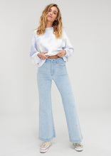 Load image into Gallery viewer, Abbey Jeans