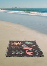Load image into Gallery viewer, Beach Throw