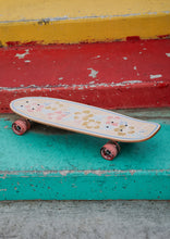 Load image into Gallery viewer, Cruiser Skateboard