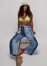 Load image into Gallery viewer, Cameron Jeans