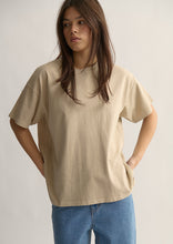 Load image into Gallery viewer, Basic Throwback Tee