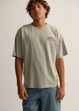 Load image into Gallery viewer, Chopped Maui Tee